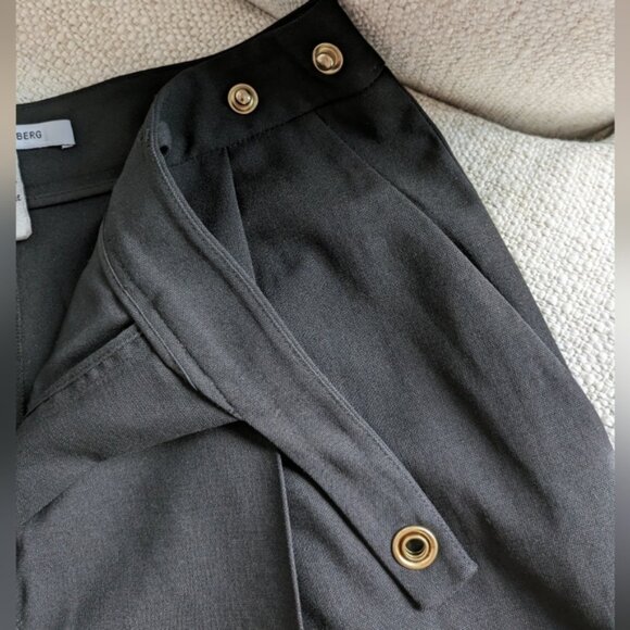 Diane Von Furstenberg Snap Button Shorts - Picture 5 of 10